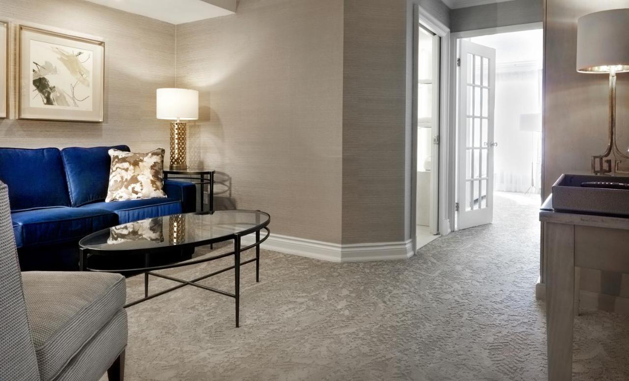 Chateau Vaudreuil Esterno foto A suite at The Ritz-Carlton, Boston