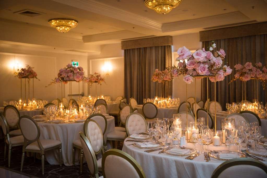 Chateau Vaudreuil Servizi foto The ballroom at the hotel